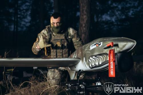 乌克兰做了一件重塑数十万乌克兰军队的事情：乌克兰国防部把传统国防采购的“金字塔结