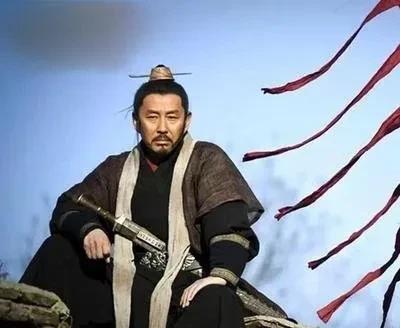 刘邦当皇帝后，为了避免他爹下跪，刘邦想了一招，后世沿用2000年。长安宫的青砖