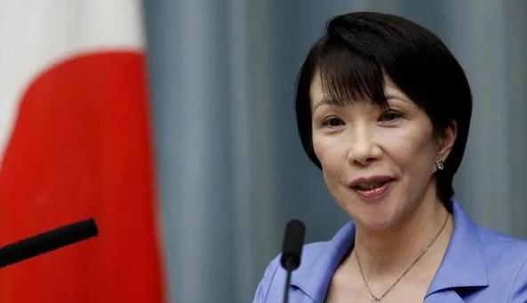日本政客还在为“脱钩断链”沾沾自喜，没想到报应来得这么快！中方半年前的一招暗棋，