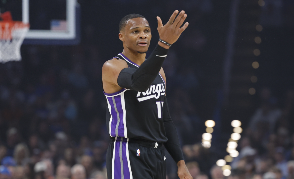 NBA常规赛,国王113-126不敌公牛。本场比赛,国王球员拉塞尔-威斯布鲁克