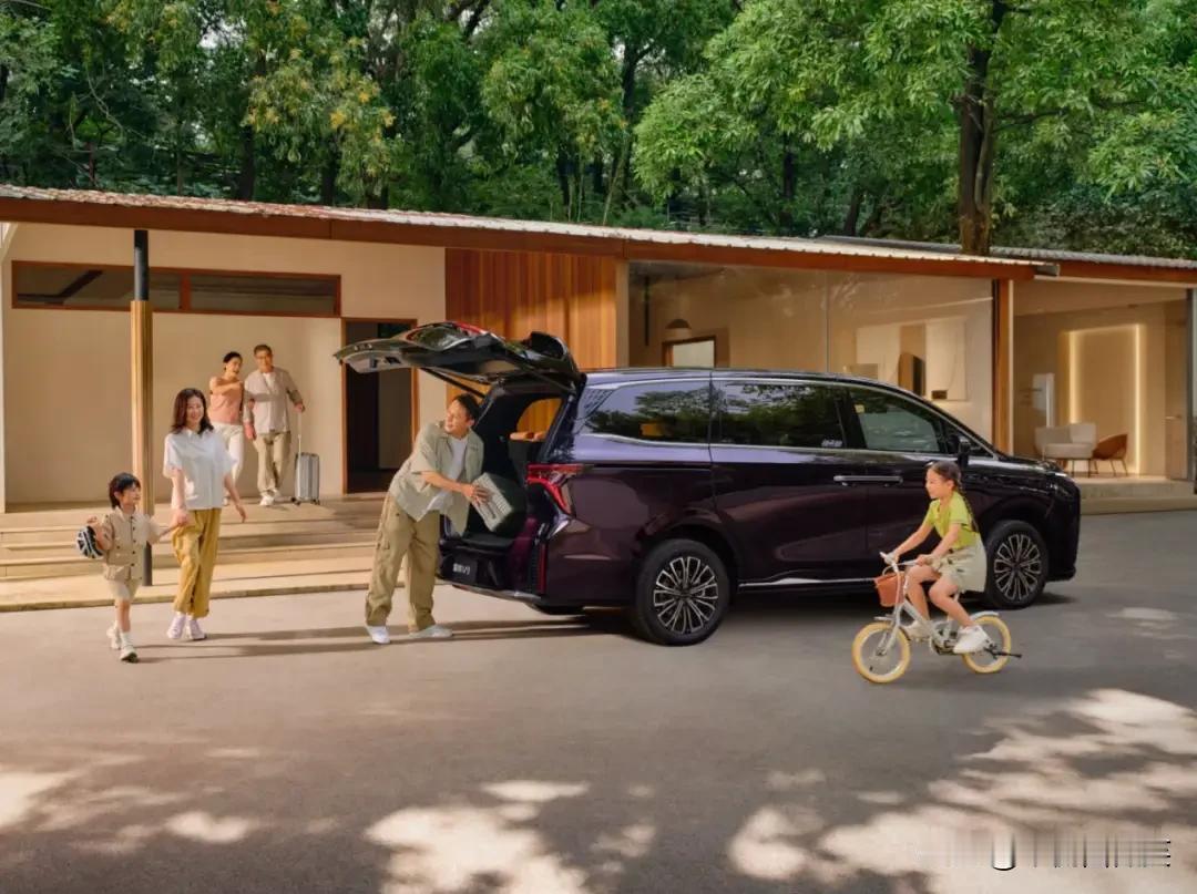 2026款东风星海V9上市！17.99万起的插混MPV，配置动力双越级2026