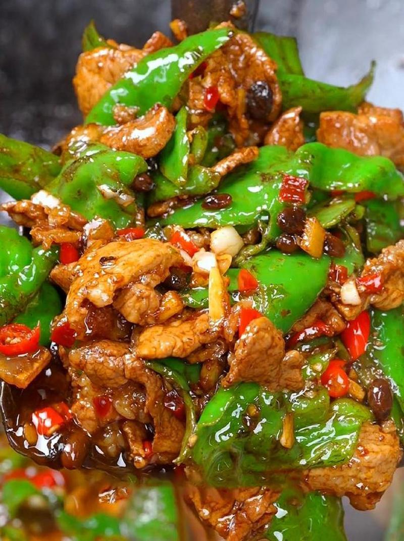 长沙安置小区的下饭老店，这家好好吃！小厨匠·巷子口餐厅美食推荐:1、巷子口