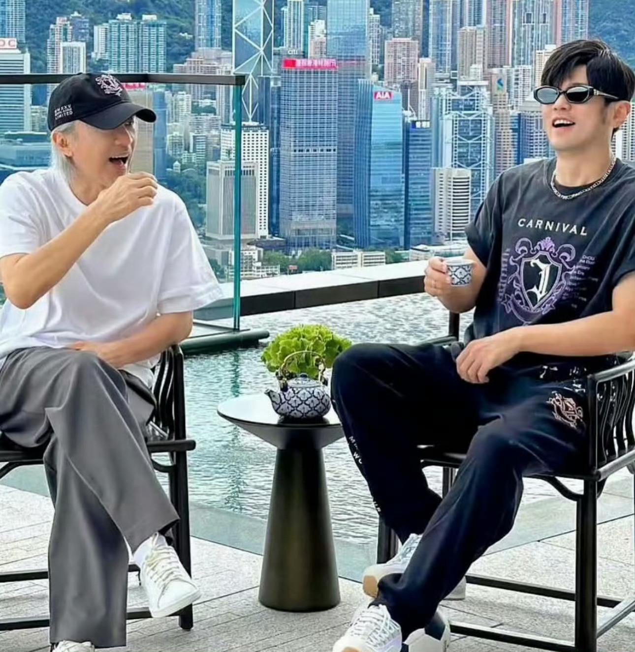 63岁的周星驰和46岁的周杰伦！