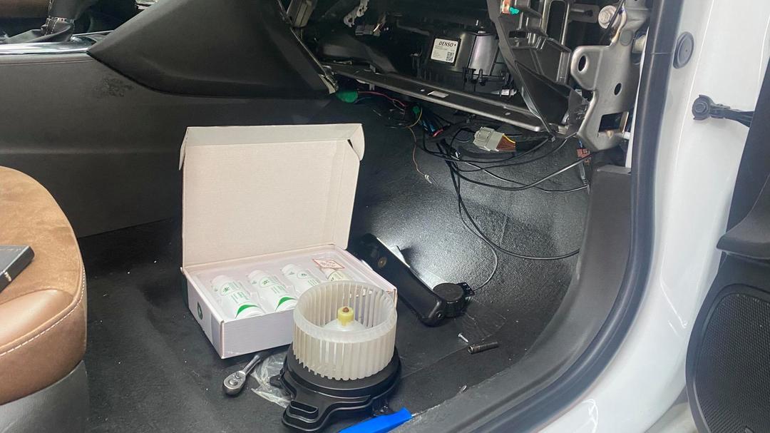 “空调深度清洗”：常规清洗足够，深度清洗没必要每年夏天来临前，我都会去做空调清