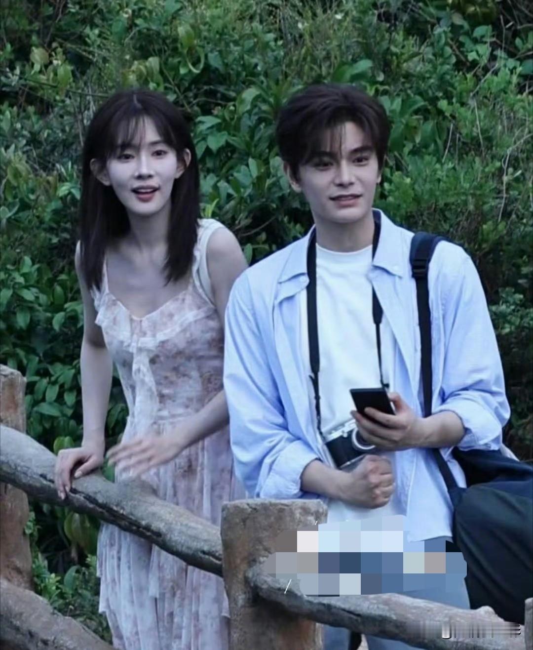 丁禹兮与孟子义《爱在无尽夏》的户外路透流出后引来不少争议，二人面部状态被网友挨个点评，法令纹格外显眼