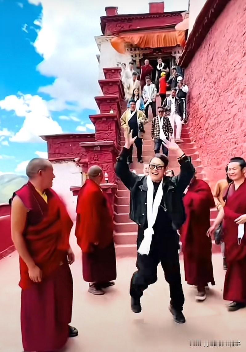 李连杰卖卖换一颗童心的秘方，更能发财。已经行将就木、自己不能立