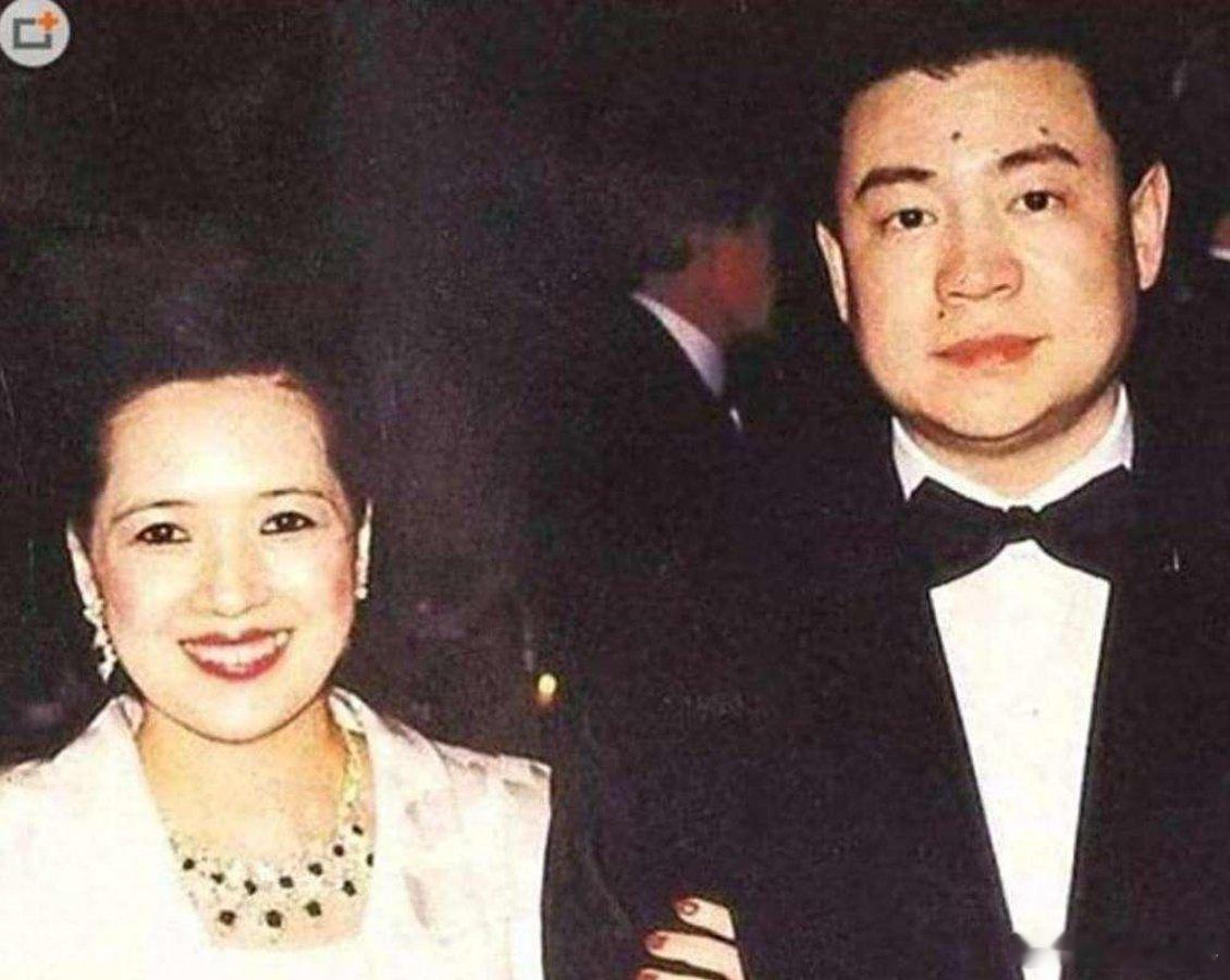美貌这东西，有时候真能当饭吃。可到了亲情里，它好像就不灵了。比如吕丽君的女儿刘秀