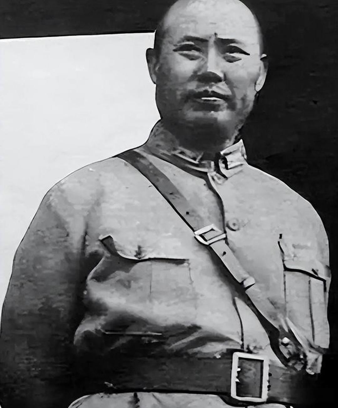 陈长捷出狱后，傅作义在北京西单鸿宾楼请他吃饭，陈长捷姗姗来迟，见到傅作义，当即阴