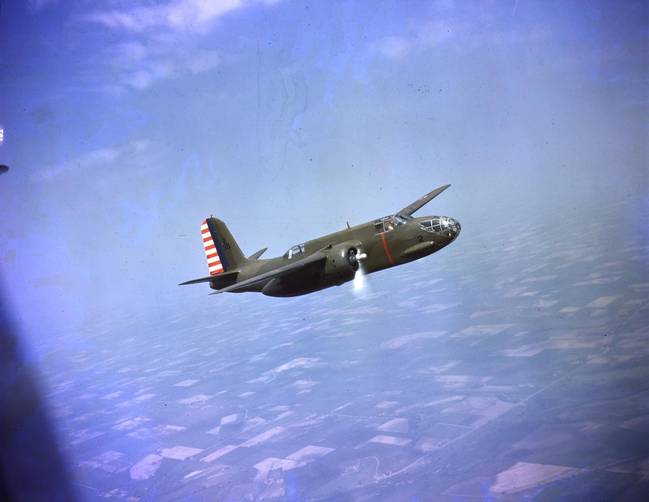 1941年，美国陆军航空队第3轰炸机大队的一架A-20A“浩劫”轰炸机正在执行