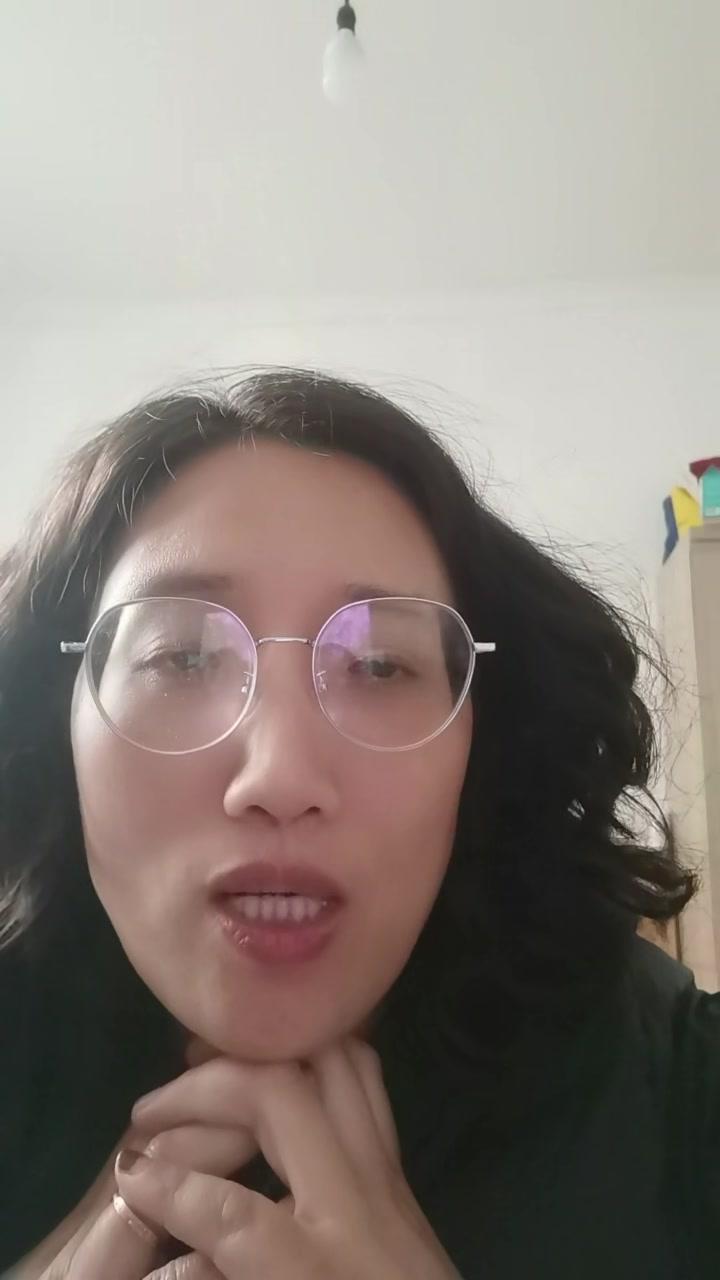 1️⃣重复到极致：英语学习没有捷径，就是大量重复，把单词、文章、语法不断重复，读