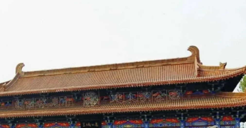 我不太明白的是，根据目前公布的数据，65亿元，这是五一假期期间洛阳的旅游收入，排