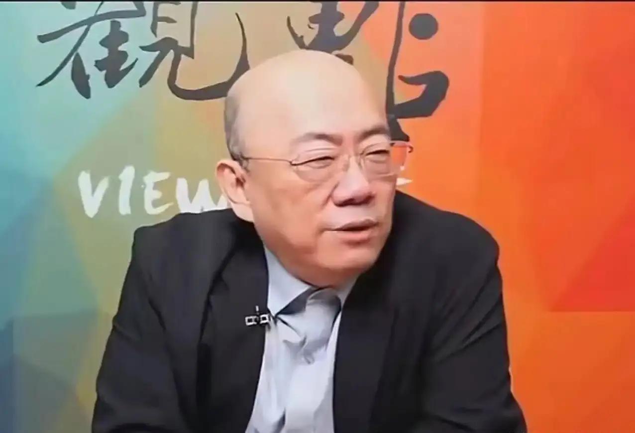 有外国网友提问台湾时事评论员郭正亮，称中国大陆的科技已经发展到了极限，接下来就是