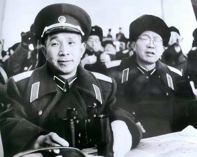 1958年粟裕不再担任总参谋长，由谁来接任呢？粟裕是大将，因此总参谋长必须从大将