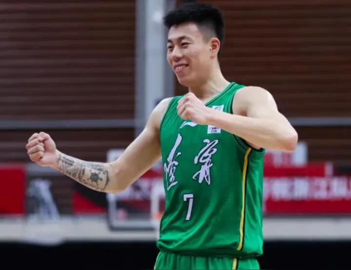 我早就说过，张镇麟在国家队就是个坑。根本起不到好的作用。让我们看一看张镇麟和朱俊