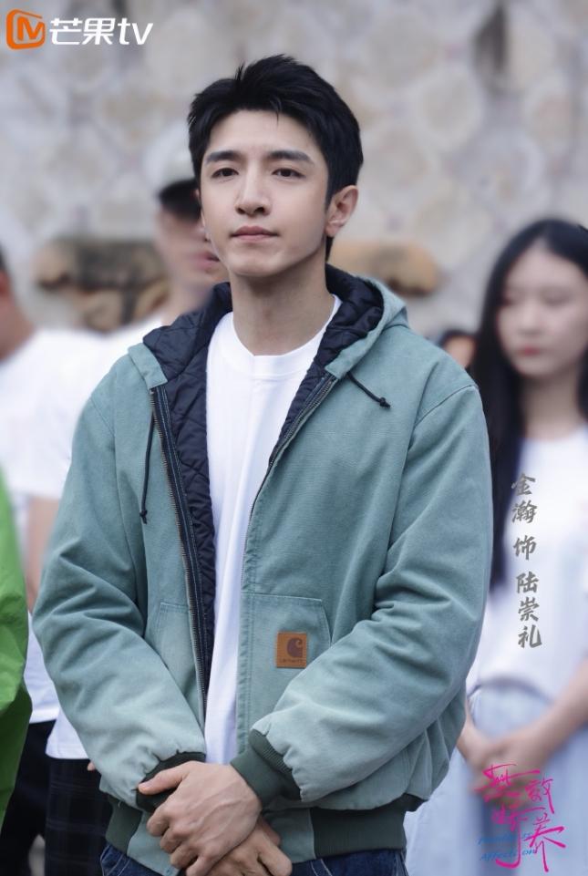 于正把赵晴打包给芒果了吧！赵晴和金瀚主演的中剧《无效娇养》开机！赵晴除了于正自