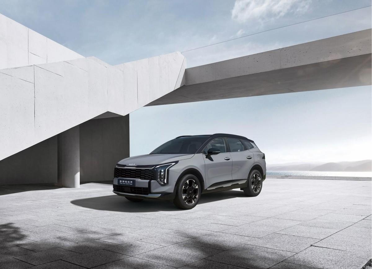 焕新一口价10.99万起，全系标配8AT的起亚新狮铂拓界才是燃油新标杆评价