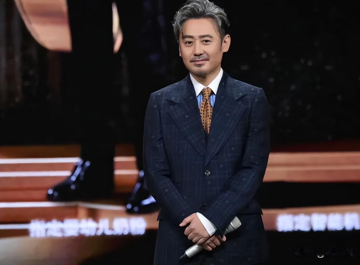 吴秀波要求被执行6000万，真是好久没有听到这个名字了，当时这位洋气的帅大叔火