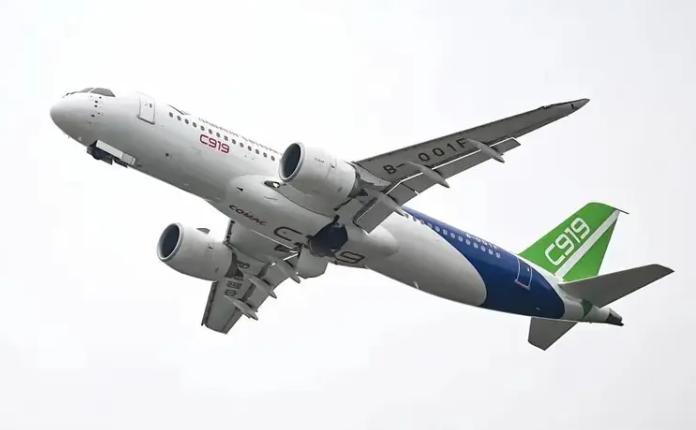 欧美适航证这道高墙，欧美联手卡了C919整整九年。波音和空客原本指望着靠这套规则