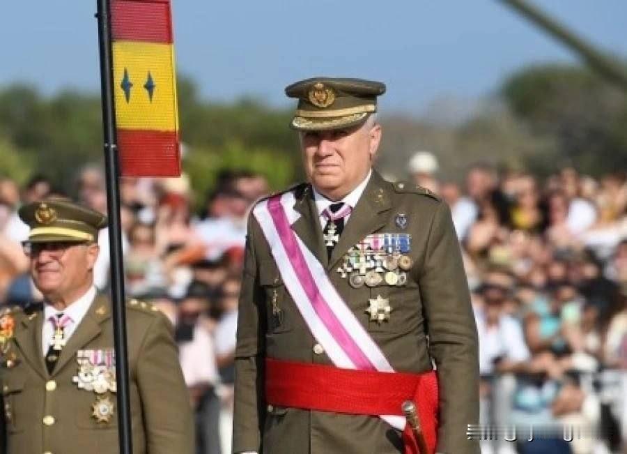 🇪🇸西班牙武装部队指挥部人事变动西班牙国防部长玛格丽塔·罗夫莱斯宣布了