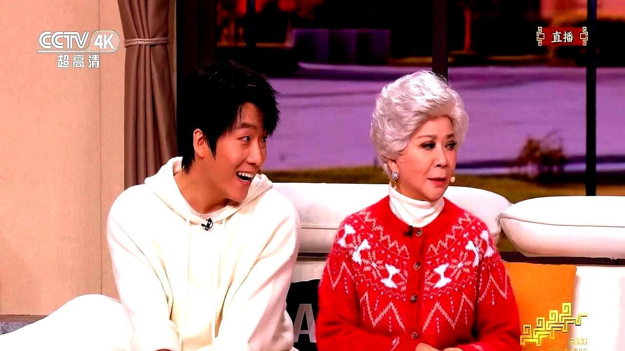 为周深到底是男是女，我跟老公拍了一百块钱的桌子，他最后心服口服。谁能想到，