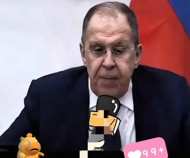 俄罗斯要妥协了，牺牲普京就能拯救俄罗斯。俄罗斯外长拉夫罗夫近日表示，俄罗斯愿意为
