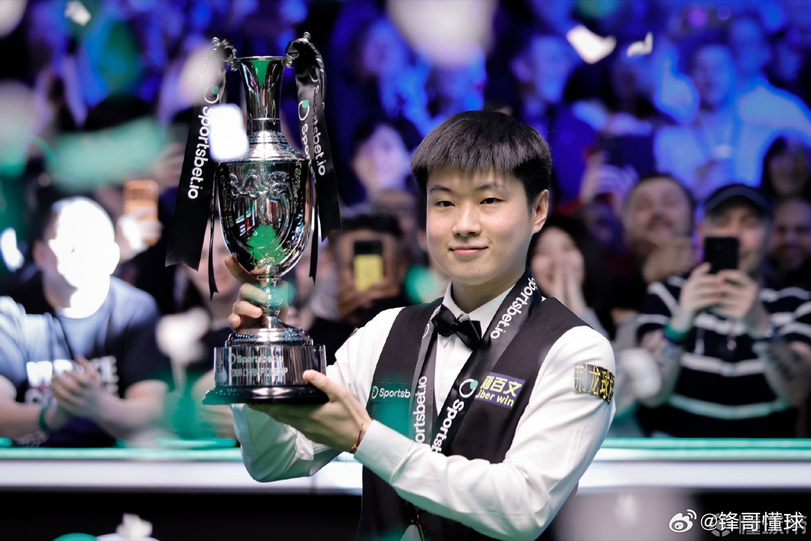 赵心童人民日报专访赵心童：斯诺克这项运动最大的对手是自己。北京时间4月7日，人