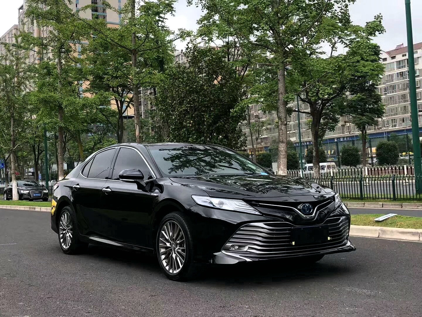 这是日本车。丰田亚洲龙