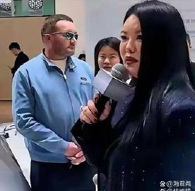 李湘﻿被‎﻿路人拍到，⁠原相‎机⁠‎直⁠出，完全﻿没开美颜‏！