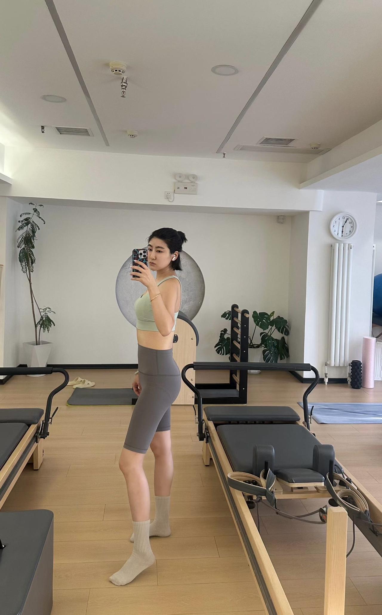 健身打卡！自律的女孩最美！💪🏋️‍♀️