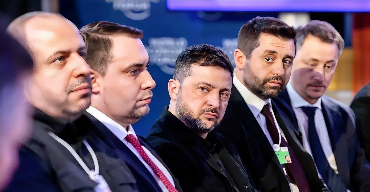 会谈结束，谈崩了当地时间1月23日，乌克兰、俄罗斯、美国三国代表组成的安全问题