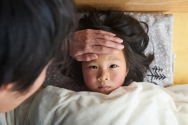 甲流你们的孩子都有哪些症状?孩子感染甲流，症状真的不少。我家孩子感染时，先是开