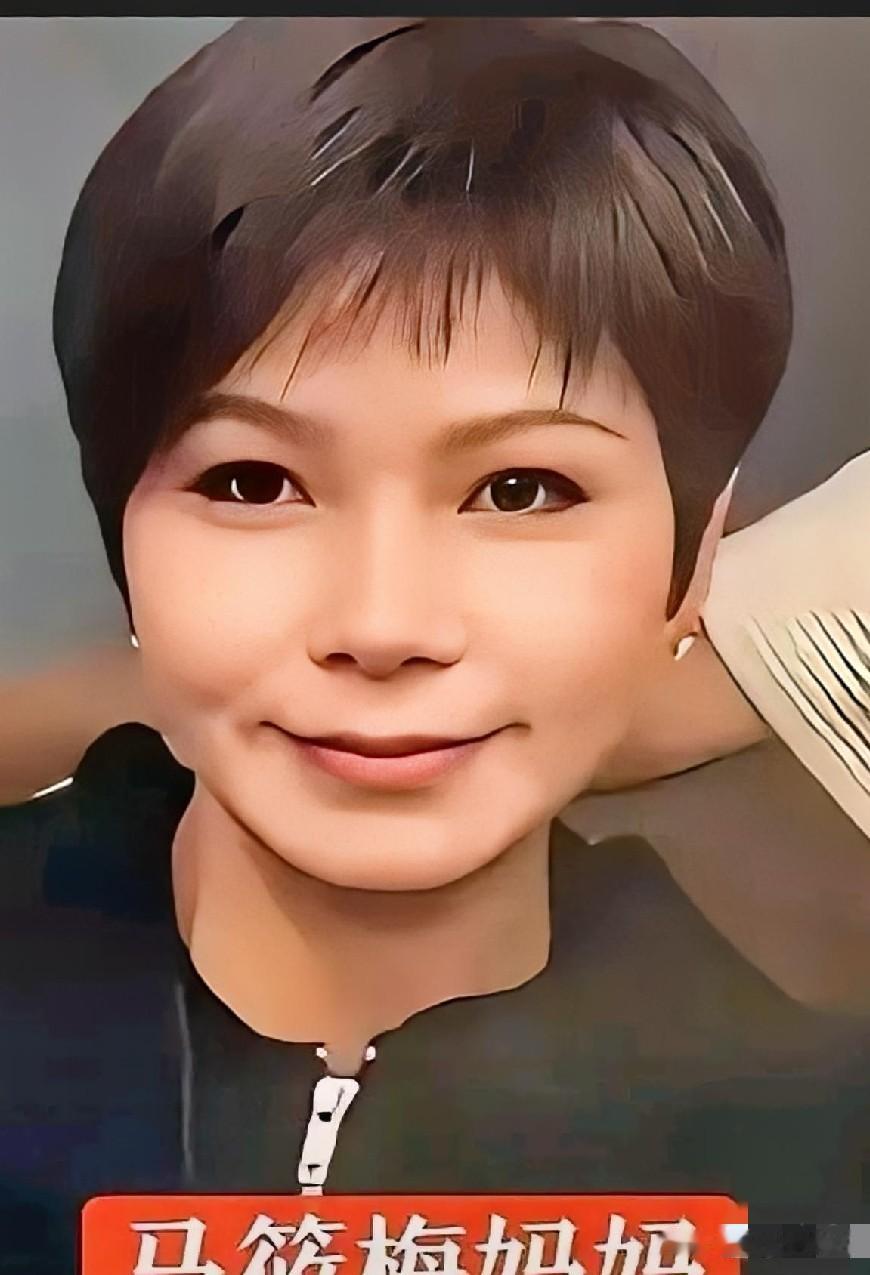 筱梅妈妈这波操作真的太暖了，直接把我感动到破防。玥儿和箖箖去加拿大参加夏令营
