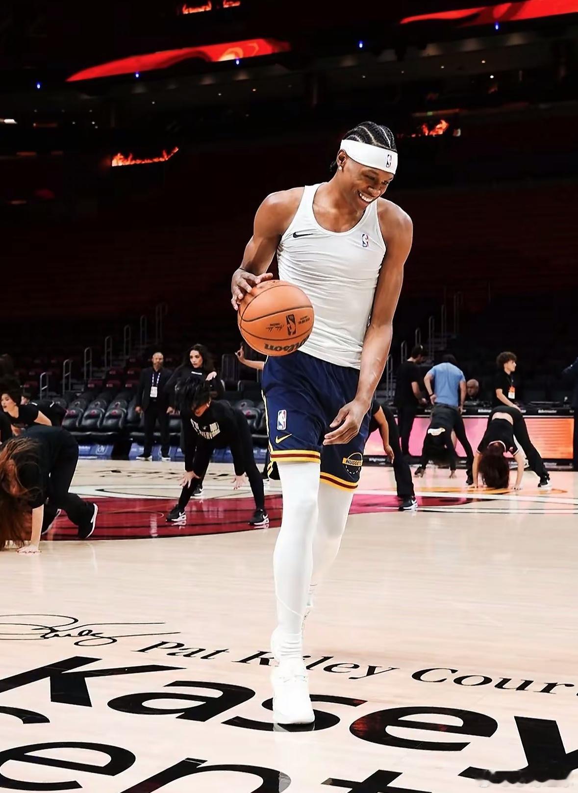 掘金薪资困境沃特森NBA自由市场先签后换丹佛掘金掘金想留人但只剩“穷办法”！沃特