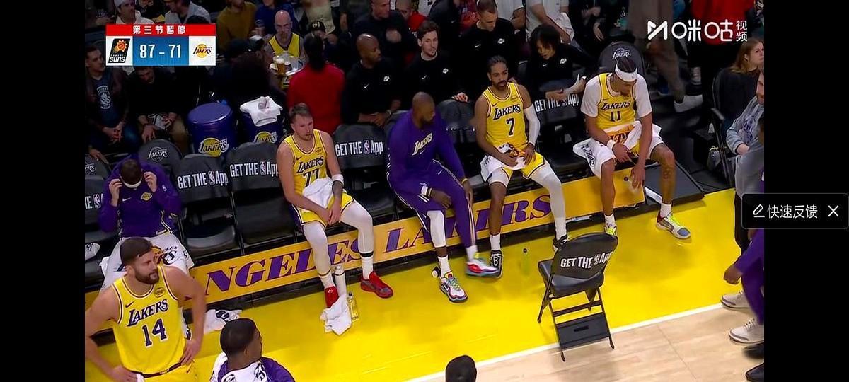 湖人108-125惨败太阳，懂的都懂，有个点需要留意。这场球看得人心里憋屈，明明