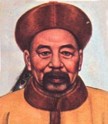 左宗棠和李鸿章，一个来自湖南，一个出自安徽，年龄相差十一岁，却因为晚清的军政大事