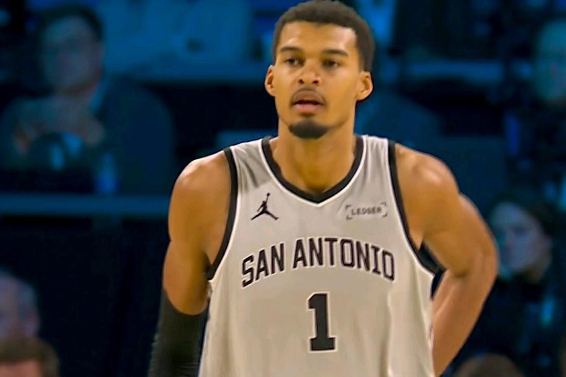 雷霆49:46马刺领先：3点铁打的事实：1：文班亚马就是联盟未来的答案，结局