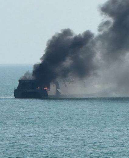 伊朗海军遭遇黑暗一天：20艘战舰沉没，隐身导弹艇被炸，死伤惨重 这款伊朗自主