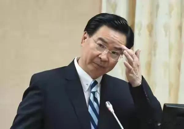 “台独”顽固分子、台“国安会”秘书长吴钊燮（7月4日）在社交平台叫嚣，称中国大陆