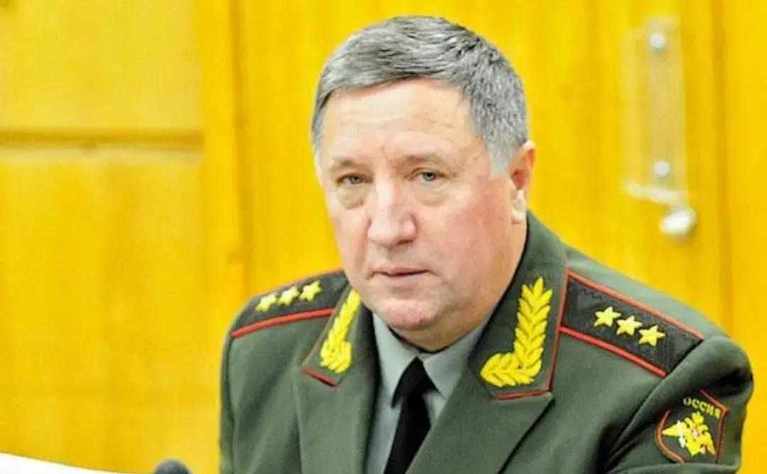 俄罗斯前陆军司令弗拉基米尔·奇尔金说：“我们原以为70%的乌克兰人站在我们这