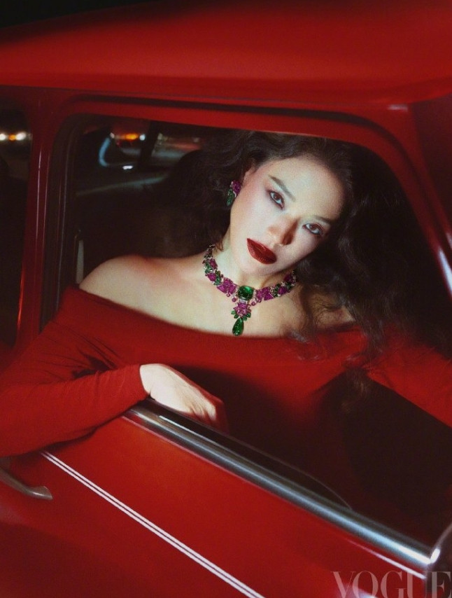 舒淇回归Vogue封面！