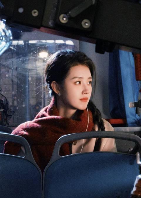 郭宇欣要是真有违法犯罪的事，叶非夜真有那么恨她，也别管还有没有待播剧《好雨知时节