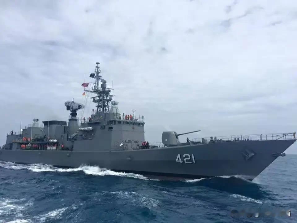 1艘对决15艘！中国056护卫舰迎生死战，泰军封锁泰国湾掐断补给泰柬冲突战