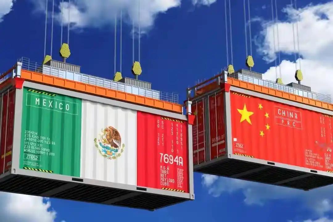 特朗普对中国发出“新命令”，48小时内，中方杀出一记回马枪，美外交官早已看透实质