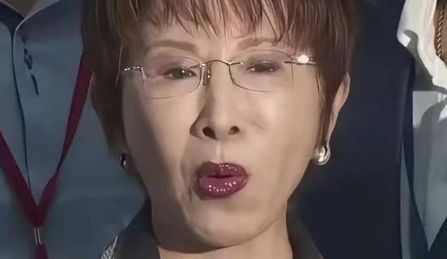 针对两岸统一，洪秀柱也太让人失望了！说白了，洪秀柱居然建议两岸先签一个“和平协议