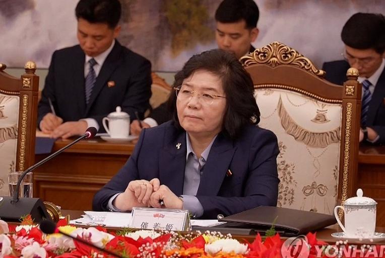 崔善姬突访莫斯科，朝俄高层布局低调提速 半岛周边的联合军演一场接一场，平壤面