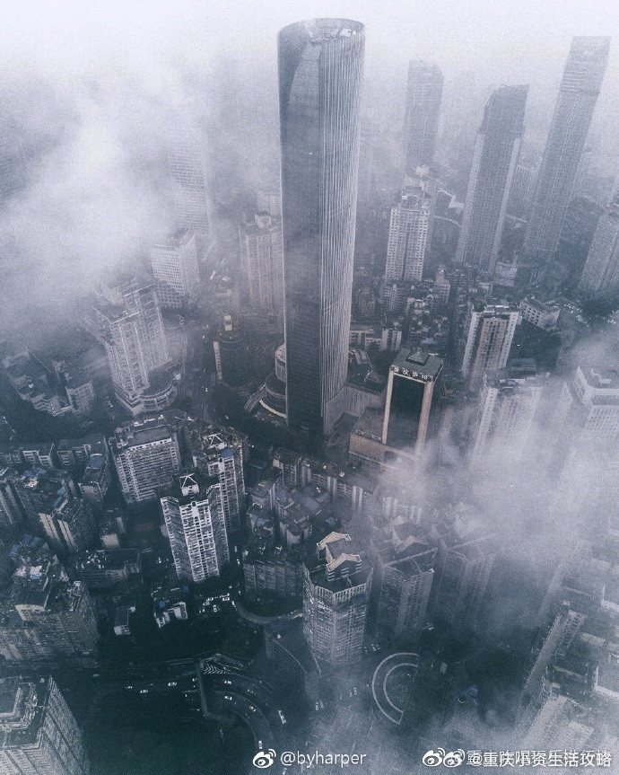 勒是雾都！我爱的大重庆！同爱的转起！