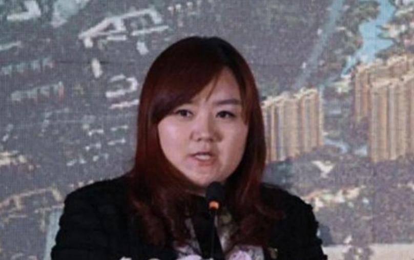 2002年，一个武汉女大学生被老师追问，是否和黑人留学生发生过关系？女生当即否认