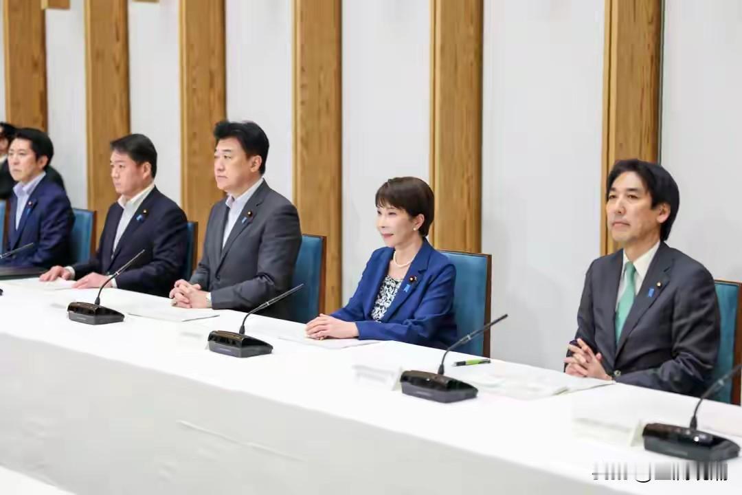全员鹰派就位！高市早苗新内阁彻底右转，中日关系迎来最严峻时刻9月17日，日