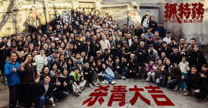 看了国庆档的几部影片，我有种强烈的感觉：冯小刚的《抓特务》，或许不只是一部反特片