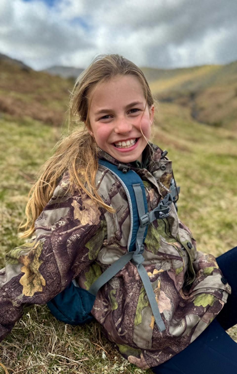 真是没有想到，这是夏洛特公主！时间过得好快，才10岁竟已大变样，简直就是女版